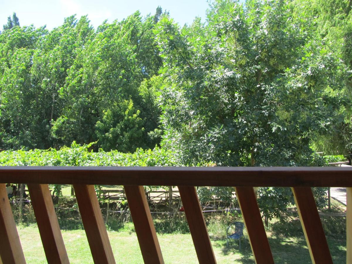 Camping & Hospedaje Rio Laja El Manzano  エクステリア 写真