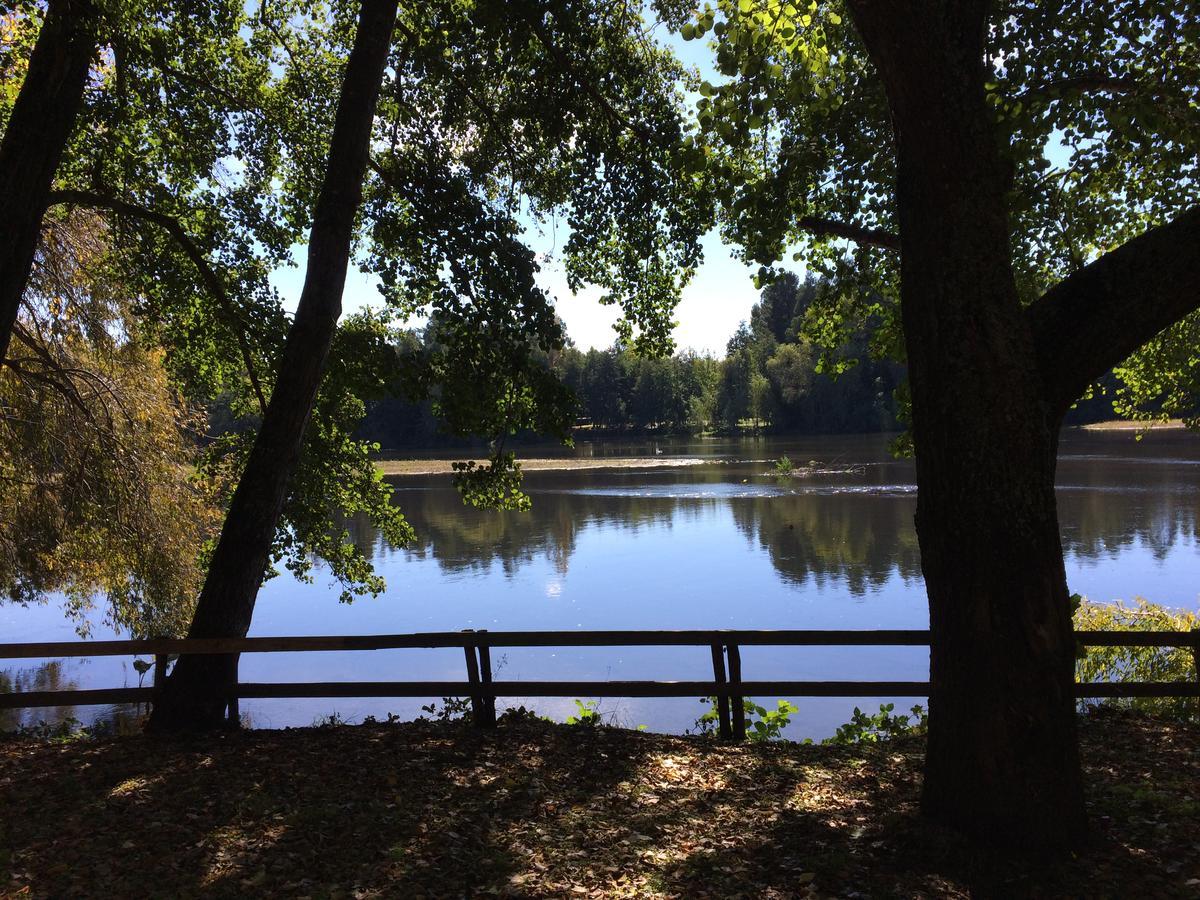 Camping & Hospedaje Rio Laja El Manzano  エクステリア 写真