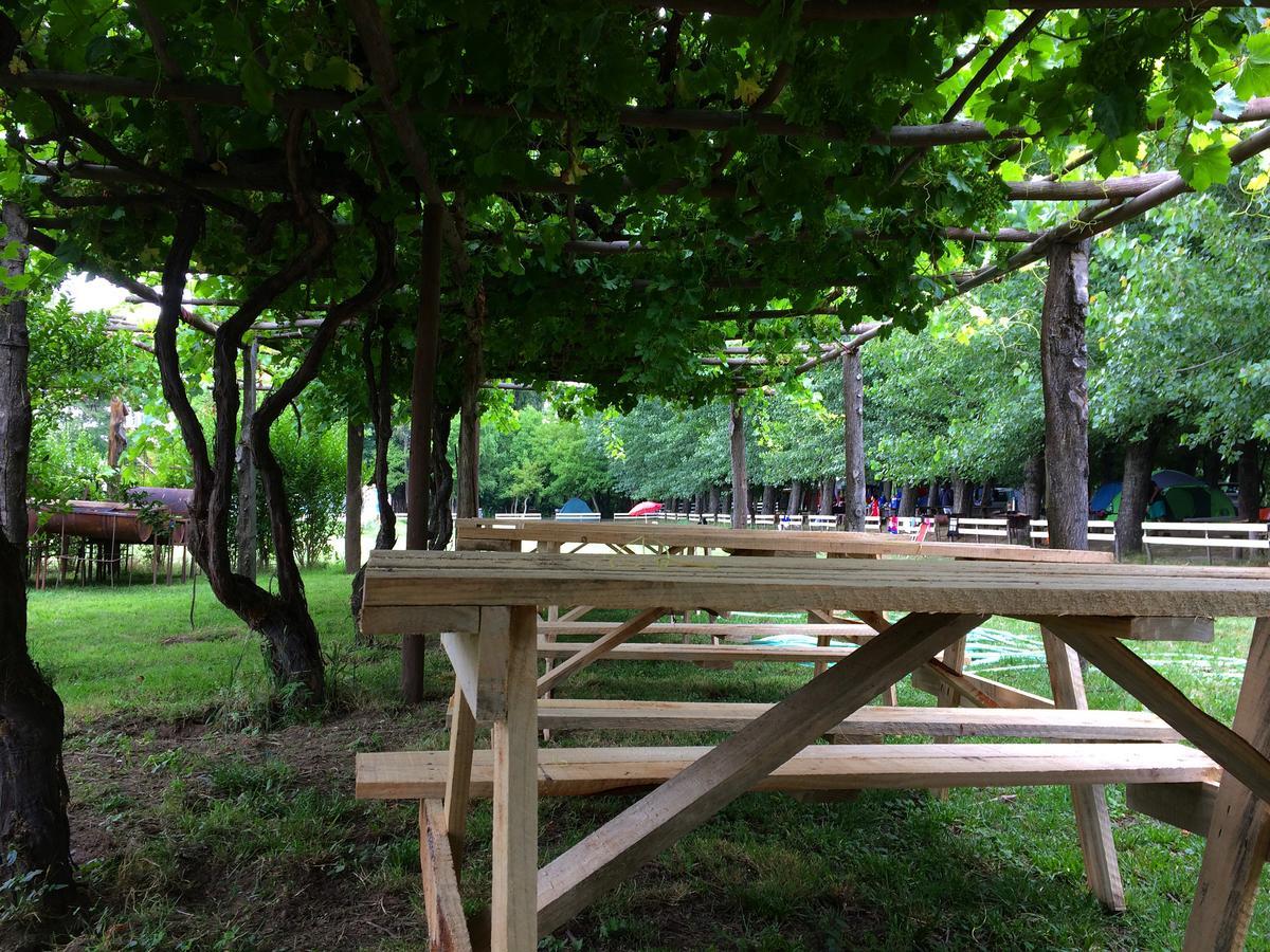 Camping & Hospedaje Rio Laja El Manzano  エクステリア 写真