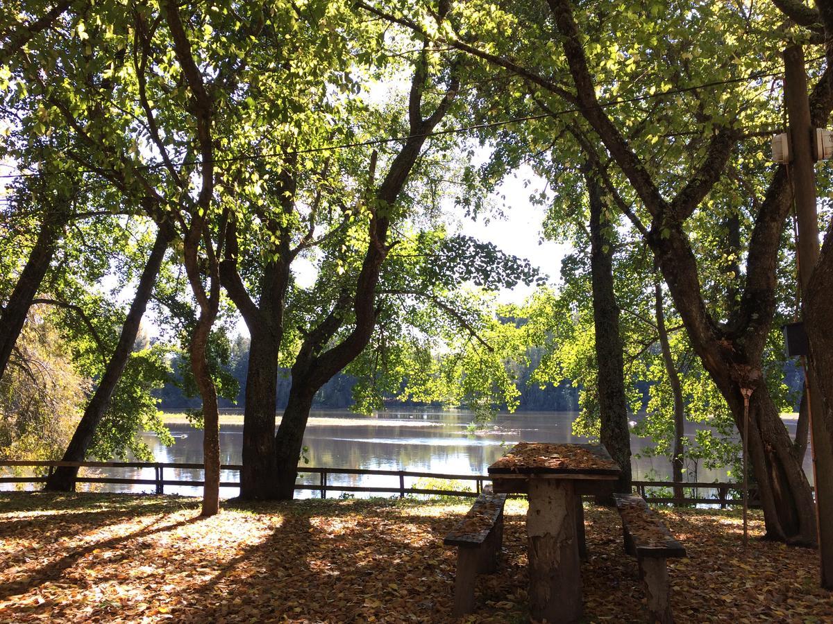 Camping & Hospedaje Rio Laja El Manzano  エクステリア 写真