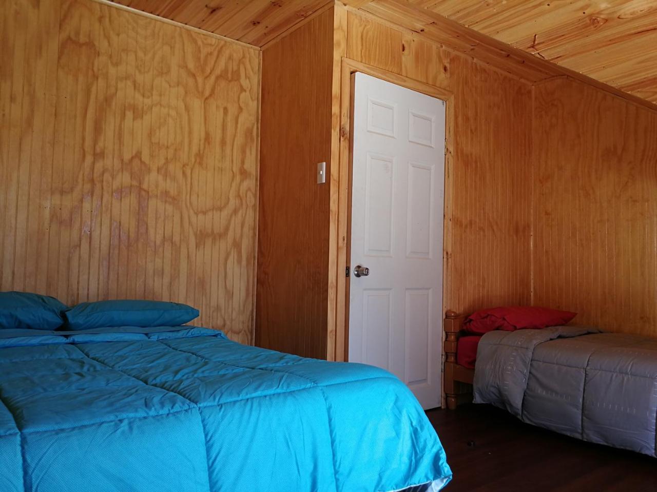 Camping & Hospedaje Rio Laja El Manzano  エクステリア 写真